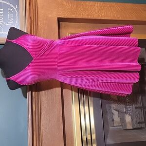 NWT Forever 21 Pink Fuchsia Velvet Ribbed Mini Party Dress Size Small